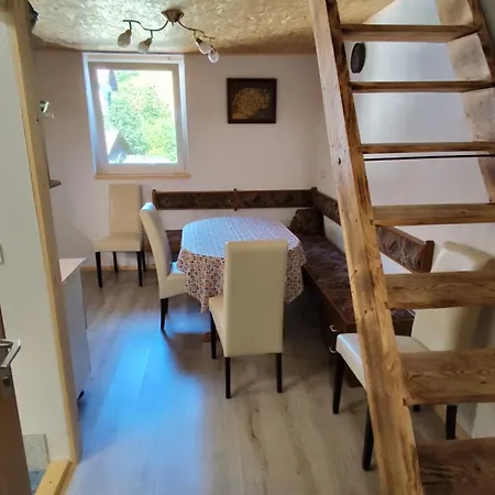 ファームステイ Domacija Markc ゴレンスカ地方